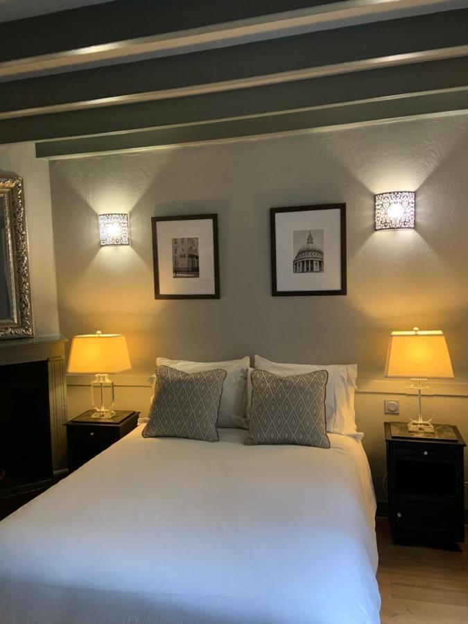 Le Petit Manoir Bed & Breakfast Brux Dış mekan fotoğraf